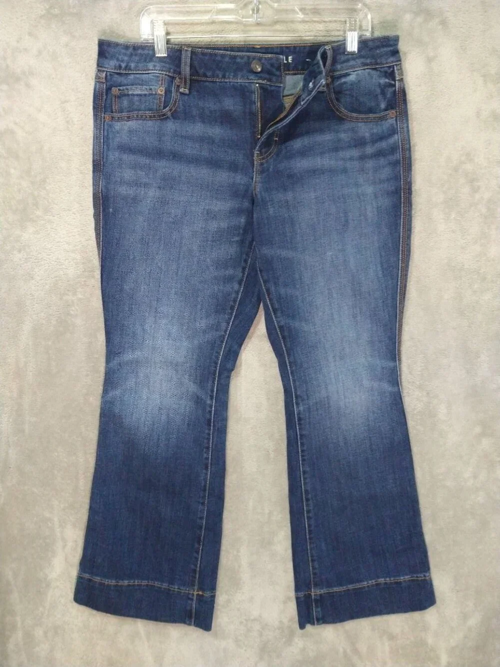 American Eagle Jeans Womens 12 Short Blue Denim Kick Boot Super Low Rise Stretch